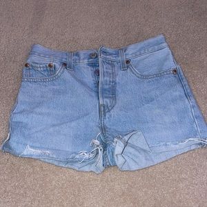Levi’s Woman’s shorts